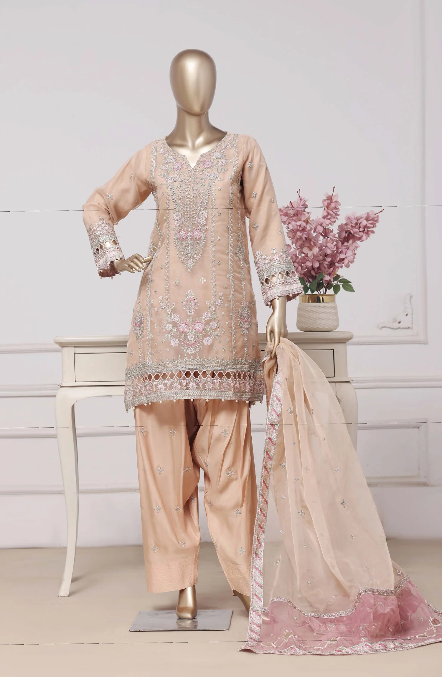 Sadabahar Ready To Wear Mahpara Embroidered Organza 3 Piece Suite